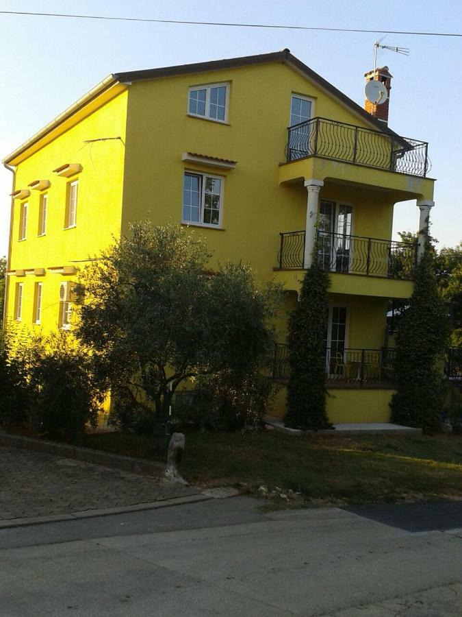Apartment Luiza Фунтана Екстер'єр фото